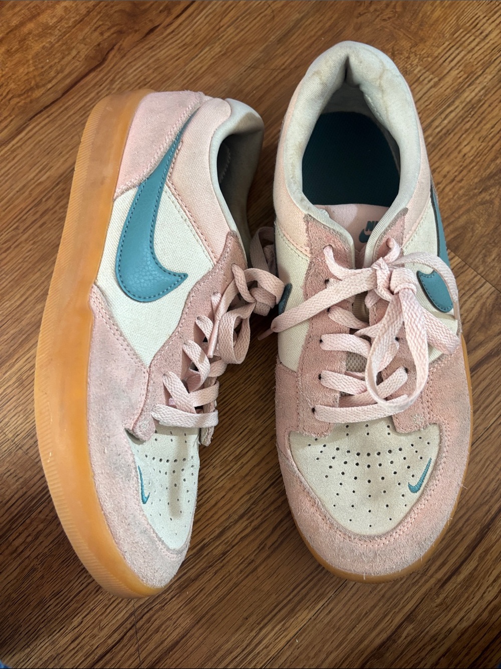 Nike Women's Low-Top Sneakers in Pink and Teal with Gum Sole